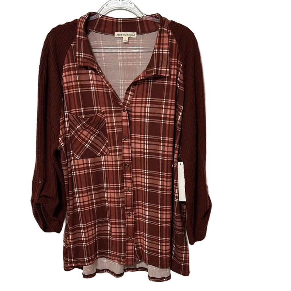 🪞Above and beyond Plaid Button-Down Shirt with Burgundy Sleeves size 3X NWT…